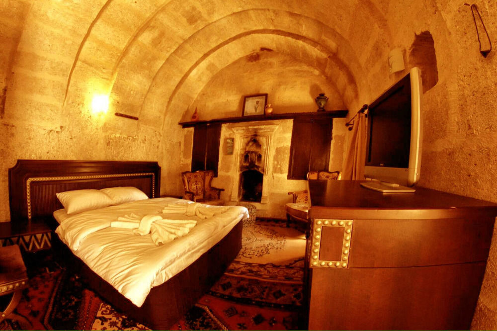 Hotel Cappadokiss Cave House à Göreme Extérieur photo