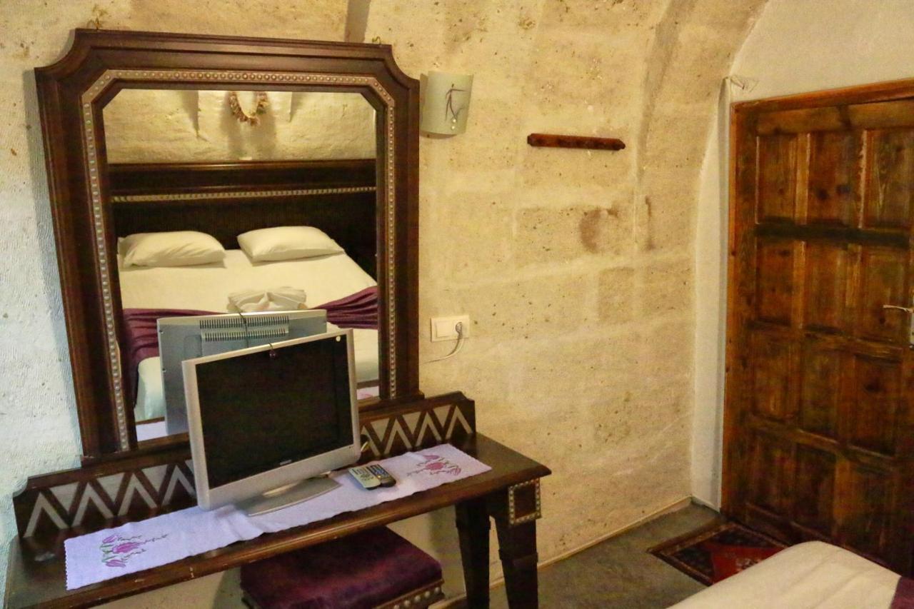 Hotel Cappadokiss Cave House à Göreme Extérieur photo
