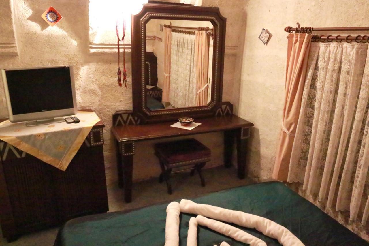 Hotel Cappadokiss Cave House à Göreme Extérieur photo