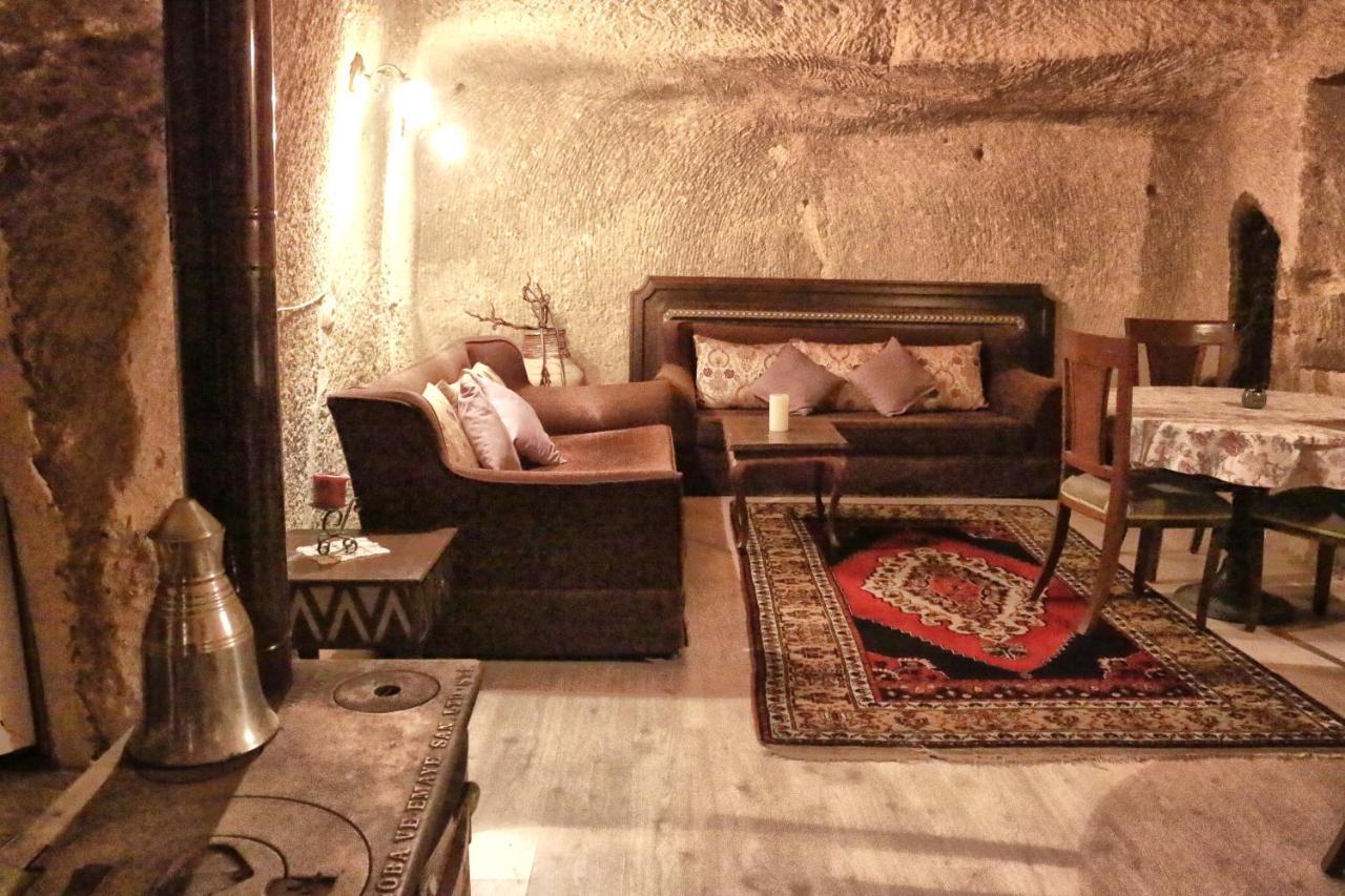 Hotel Cappadokiss Cave House à Göreme Extérieur photo