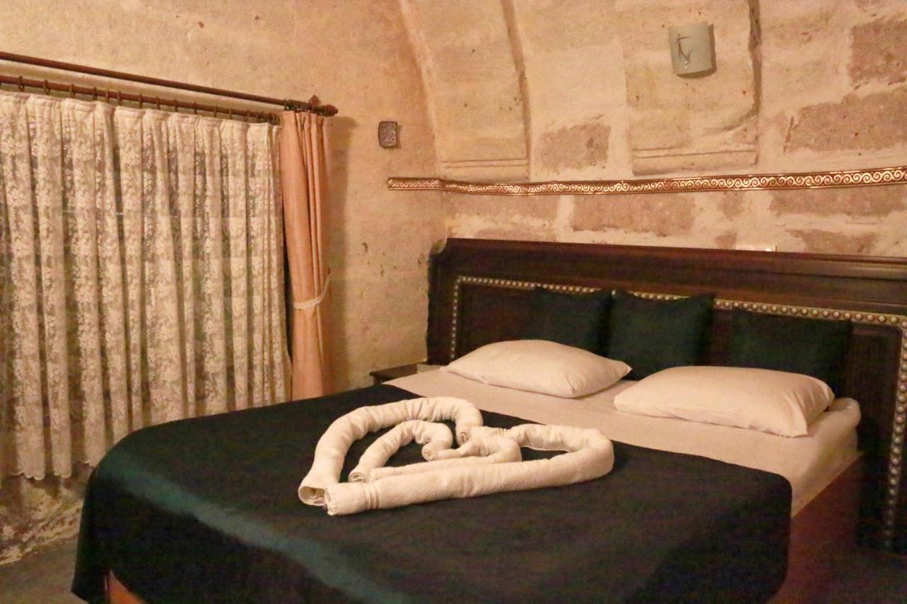 Hotel Cappadokiss Cave House à Göreme Extérieur photo
