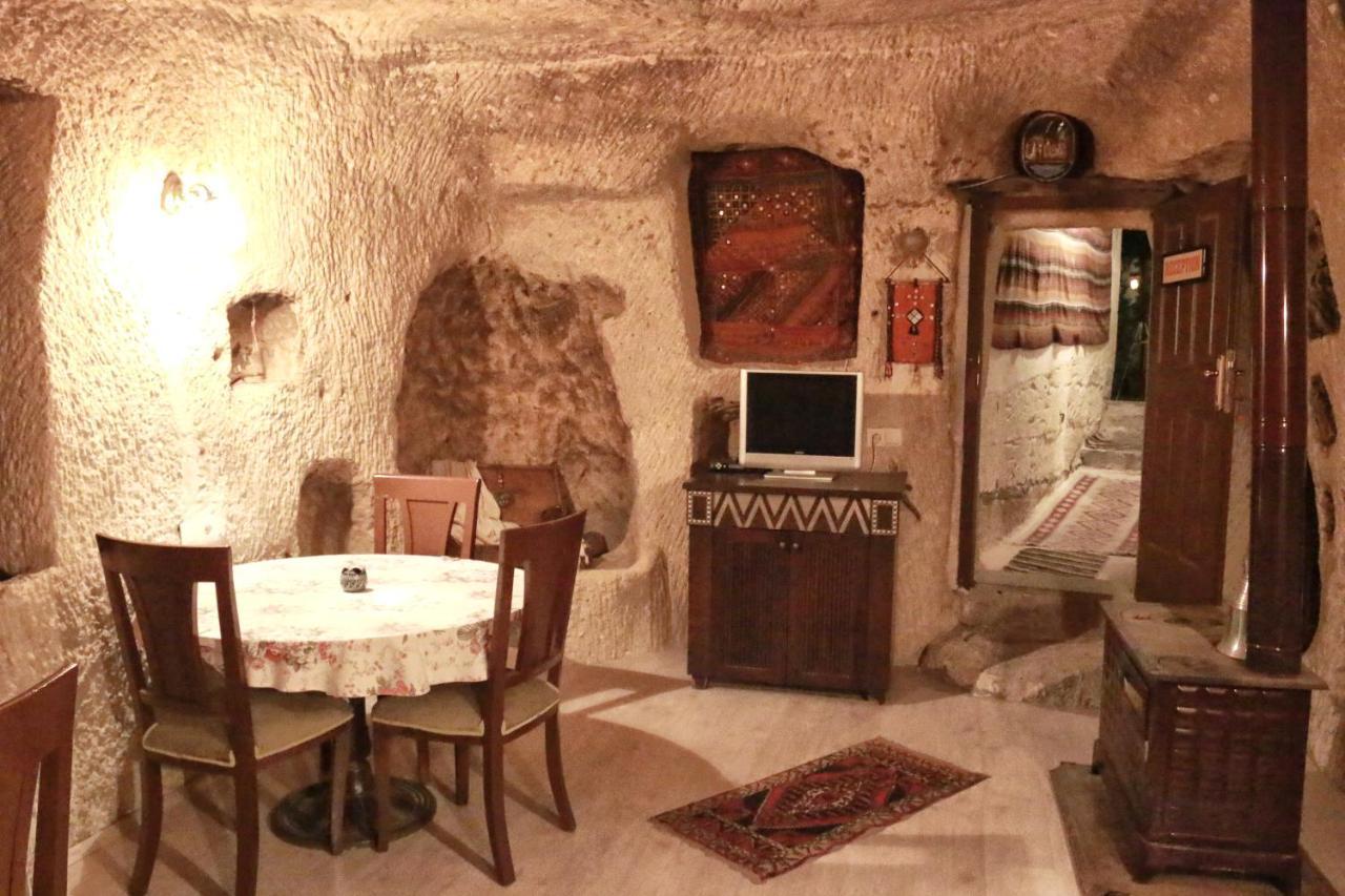 Hotel Cappadokiss Cave House à Göreme Extérieur photo