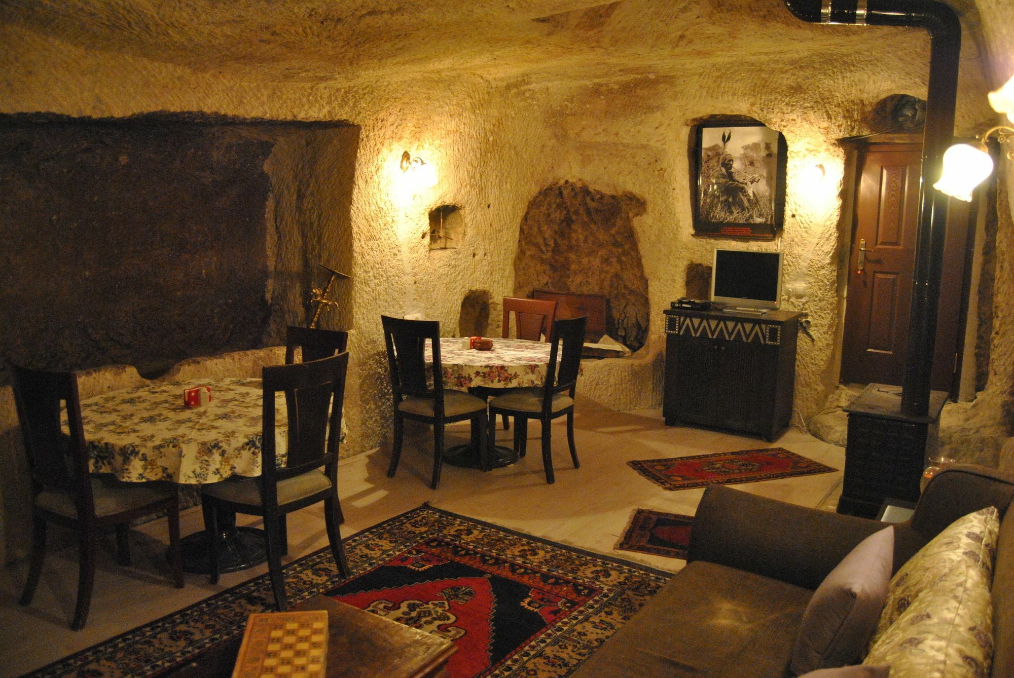 Hotel Cappadokiss Cave House à Göreme Extérieur photo