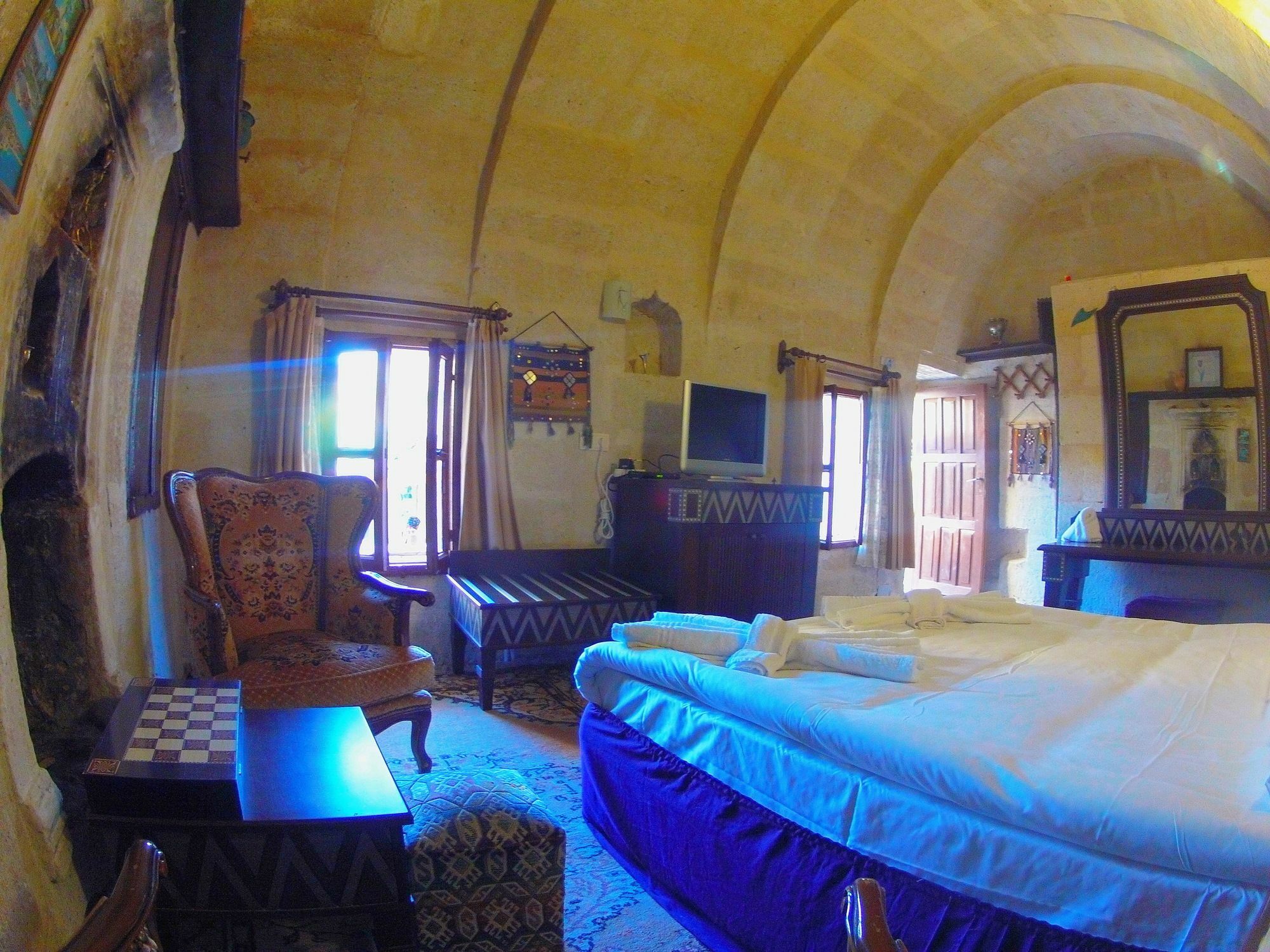 Hotel Cappadokiss Cave House à Göreme Extérieur photo